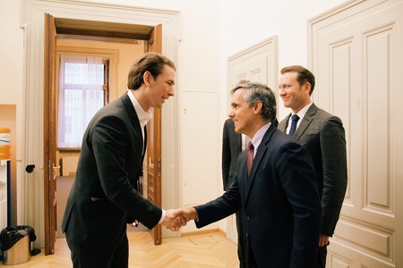 place-image